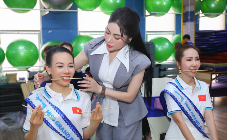 TRƯƠNG THỊ THU TRANG – NGƯỜI PHỤ NỮ ĐỨNG SAU ÁNH HÀO QUANG SẮC ĐẸP VÀ HÀNH TRÌNH TRƯỞNG THÀNH CỦA HÀNG TRĂM NỮ DOANH NHÂN