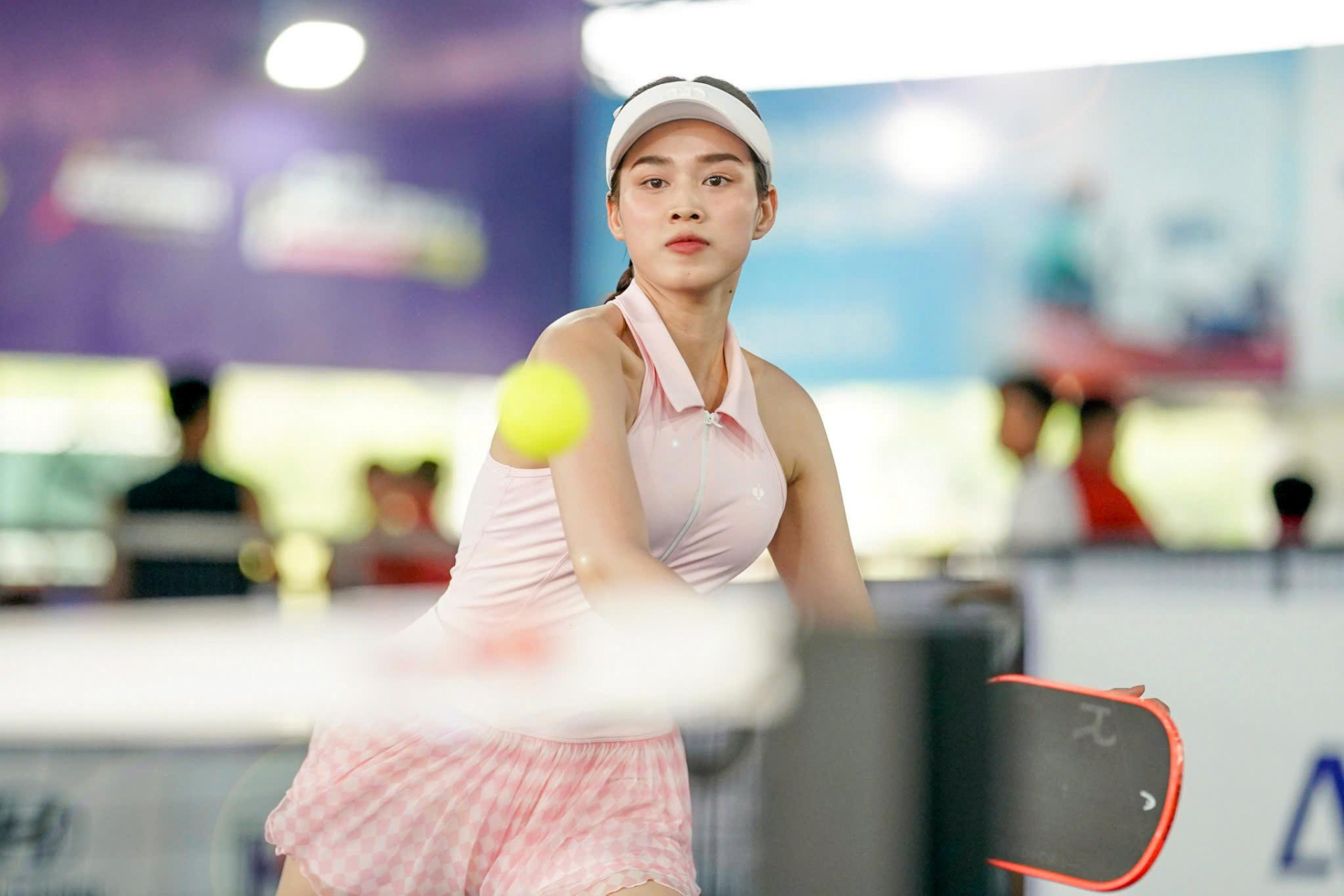 Vinh Hiển vô địch đơn nam, Huỳnh Hồng Loan đoạt giải 'Người đẹp' tại giải Pickleball 'kỷ lục' Việt Nam
