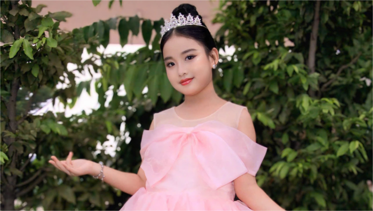 Mẫu nhí Phan Ngọc Anh Thư được BTC đánh giá là gương mặt nổi bật của Tài Năng Việt.