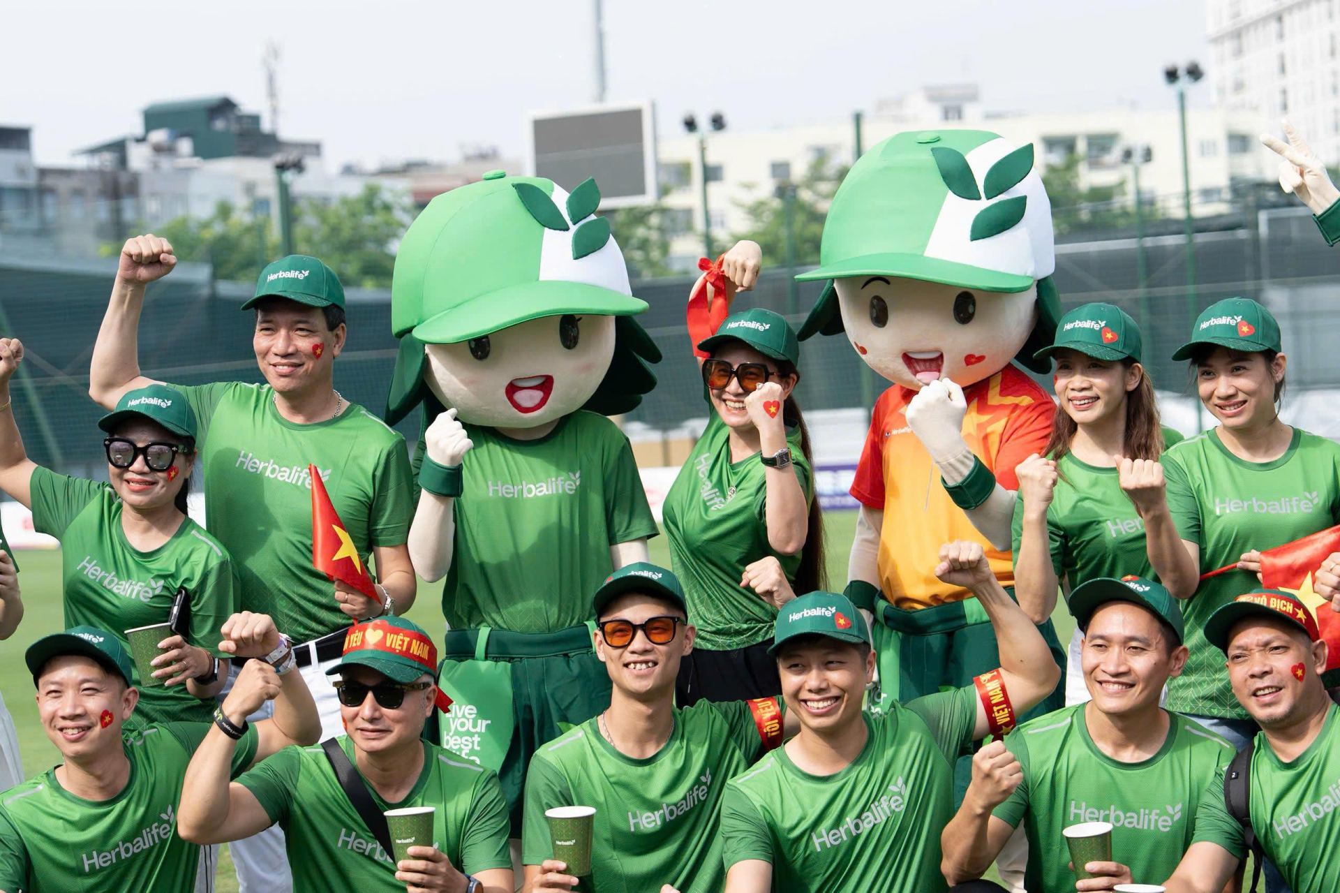 Herbalife Việt Nam tiếp sức cho các Đội tuyển Bóng đá Quốc gia Việt Nam