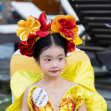 Model nhí Nguyễn Ngọc Khánh Ngân tự tin catwalk cùng các model nhí tại Fashion show Runway Dreams 2025
