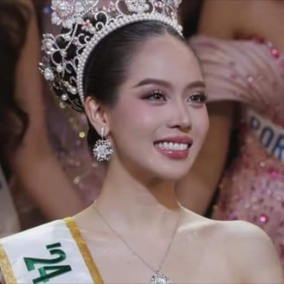 Hoa hậu Thanh Thủy đăng quang Miss International