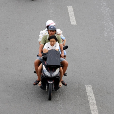 TP.HCM cuối tuần oi nóng, chiều tối có thể mưa dông