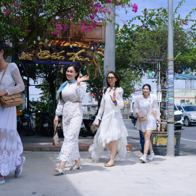 ĐÓN ĐOÀN THÍ SINH HOA HẬU DOANH NHÂN HÒA BÌNH VIỆT NAM 2025 – CHÍNH THỨC KHỞI ĐỘNG HÀNH TRÌNH CHINH PHỤC VƯƠNG MIỆN TẠI PHAN THIẾT, LÂM ĐỒNG