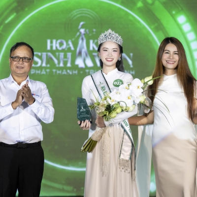 Nguyễn Ngọc Phương Trinh đăng quang Hoa khôi Sinh viên Phát thanh – Truyền hình 2025