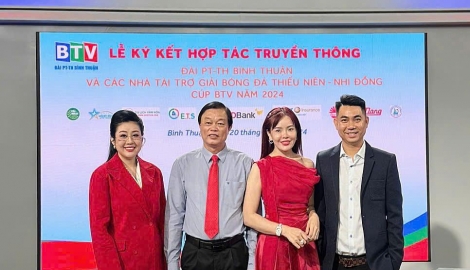 Á hậu Ánh Quyên với vai trò BGK Hoa Hậu Biển Việt Nam 2024 tham dự buổi lễ ký kết hợp tác của cuộc thi với Đài Phát thanh - Truyền hình Bình Thuận 