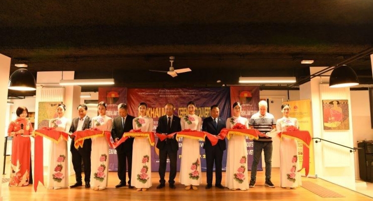 Quảng bá sơn mài Việt Nam trên đất Pháp