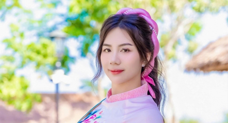 Trần Thị Khánh Bình - Vẻ đẹp vượt trội đạt danh hiệu 'Người đẹp có gương mặt đẹp nhất' tại Hoa hậu Doanh nhân Sắc đẹp Việt Nam 2025