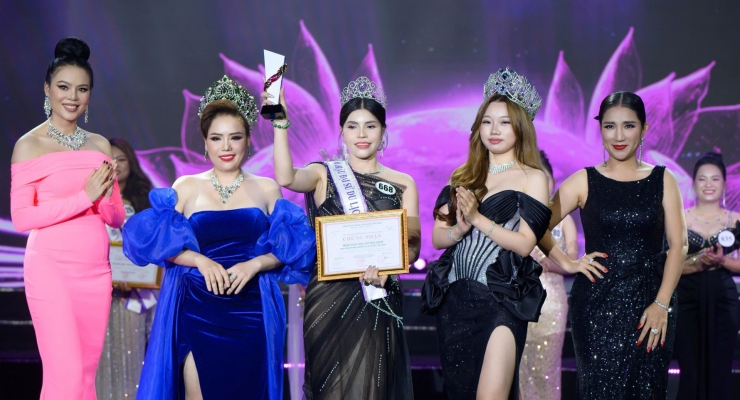 Nguyễn Thị Hương đăng quang Hoa hậu Đại sứ Du lịch Việt Nam nằm trong khuôn khổ cuộc thi Hoa hậu Doanh nhân Du lịch Thế giới 2025