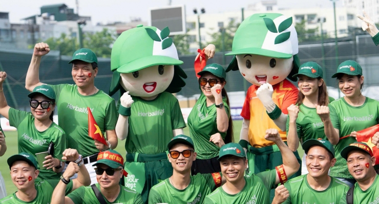 Herbalife Việt Nam tiếp sức cho các Đội tuyển Bóng đá Quốc gia Việt Nam